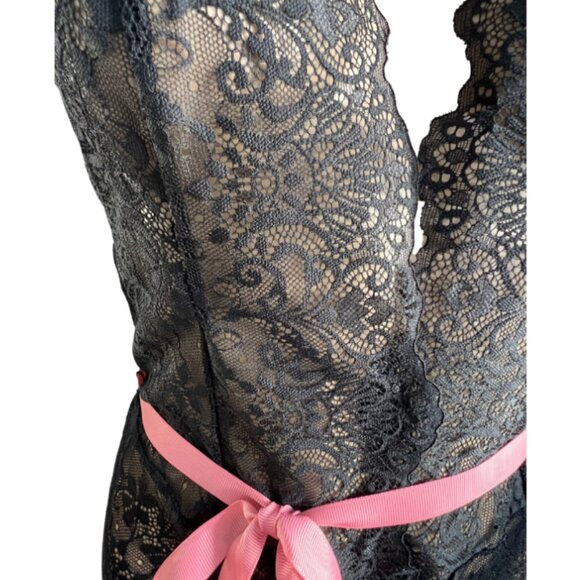 LA VIE EN ROSE Lace one piece lingerie / bodysuit / black + pink / Size S-M - Picture 3 of 9